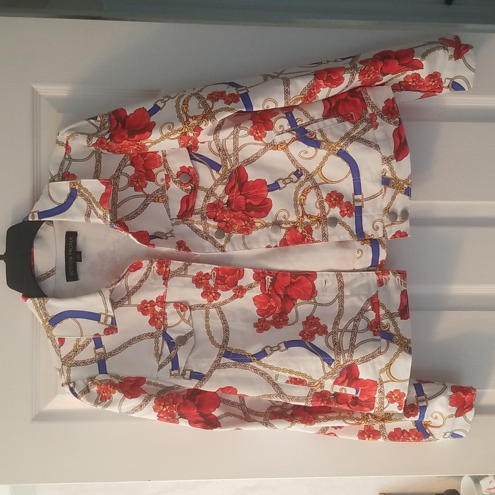 Patterned button jacket